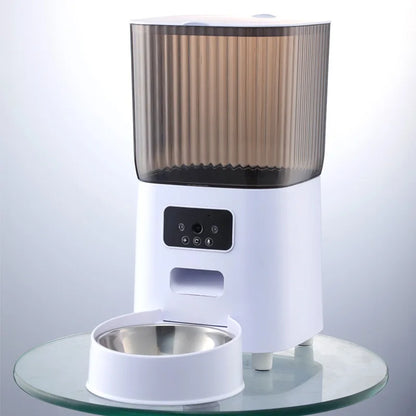 Smart Automatic Cat Feeder with Camera