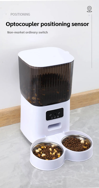 Smart Automatic Cat Feeder with Camera