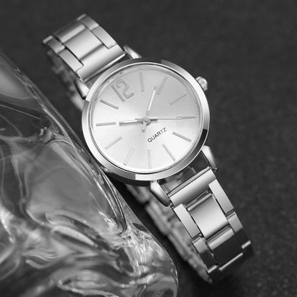 Elegant Women's Steel Strap Watch