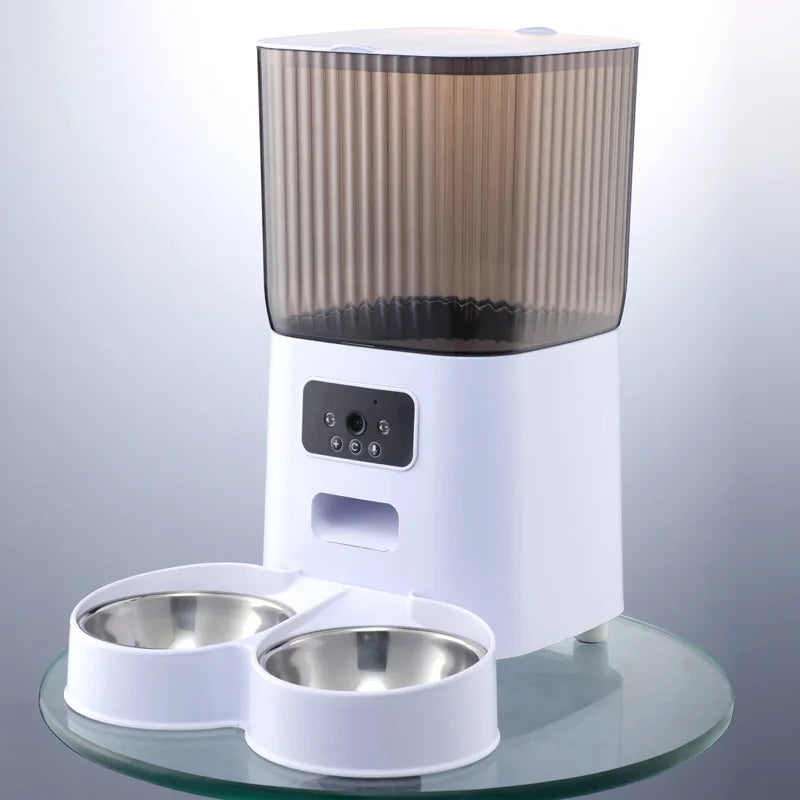 Smart Automatic Cat Feeder with Camera