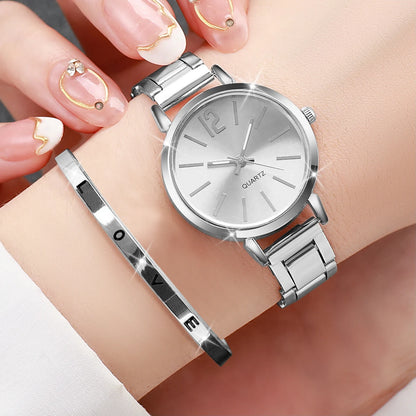 Elegant Women's Steel Strap Watch